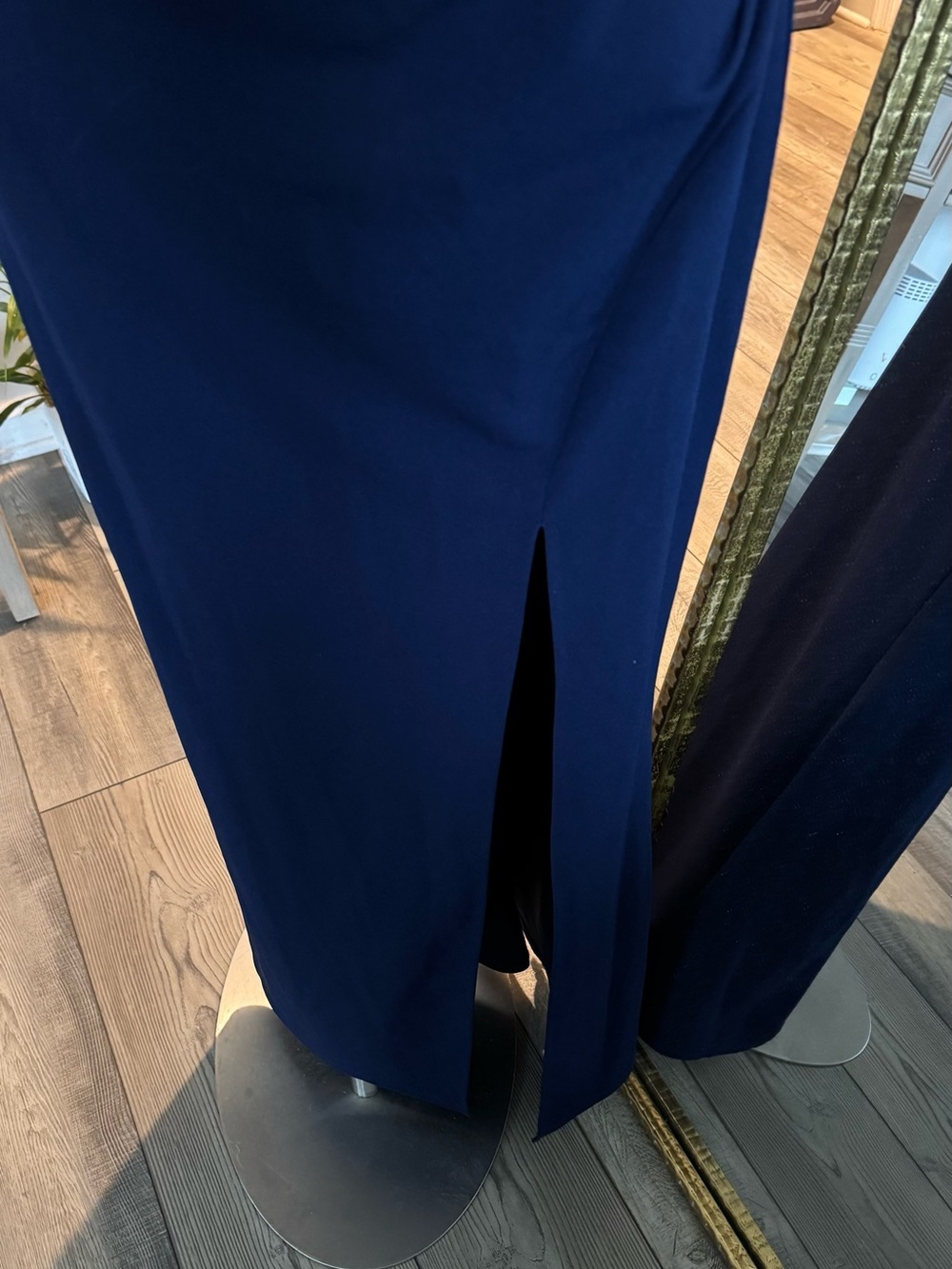 Sleeveless Navy V-Neck Maxi Dress with Side Slit - Picture 5 of 10